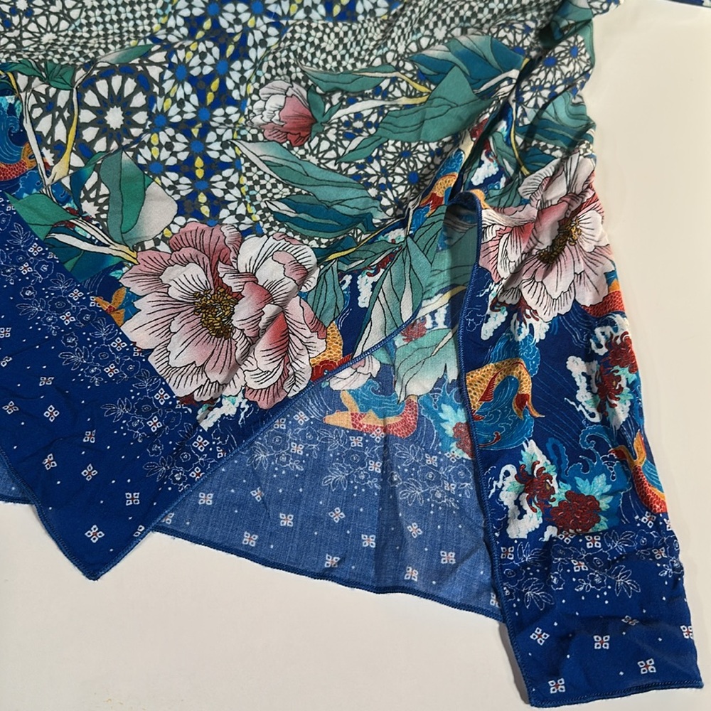Johnny Was Rayon Short Sleeve Tunic - Picture 8 of 9